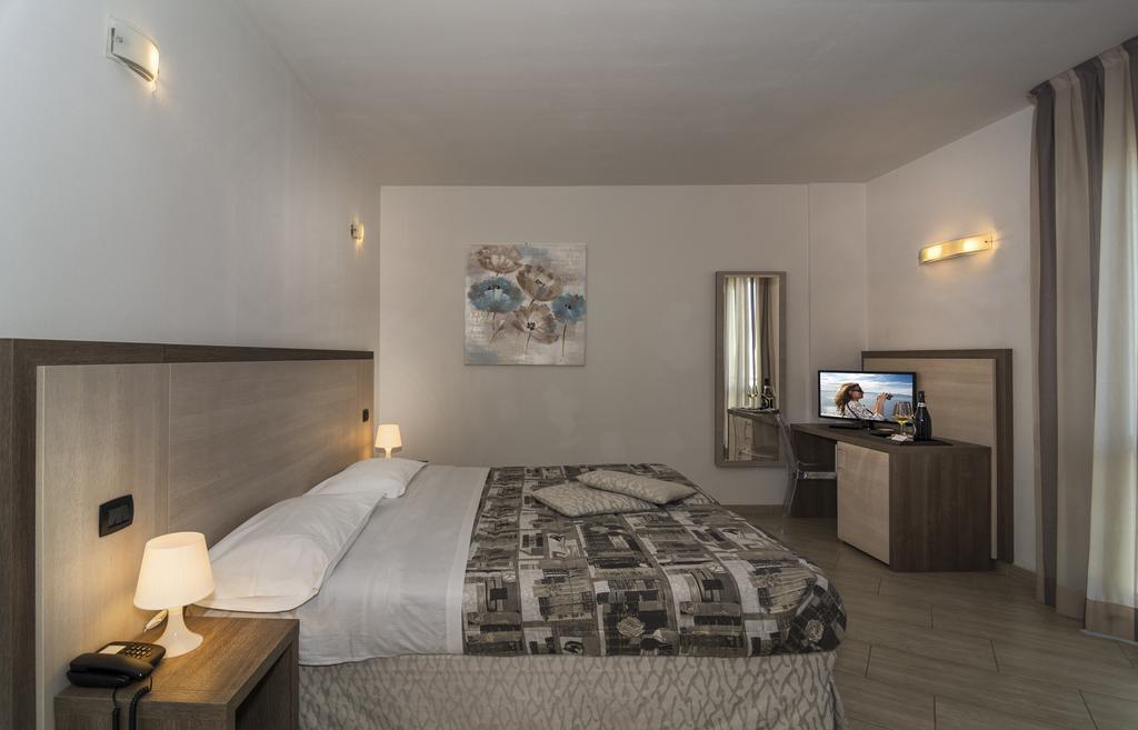 Hotel Lido Inn Lido di Camaiore Kültér fotó