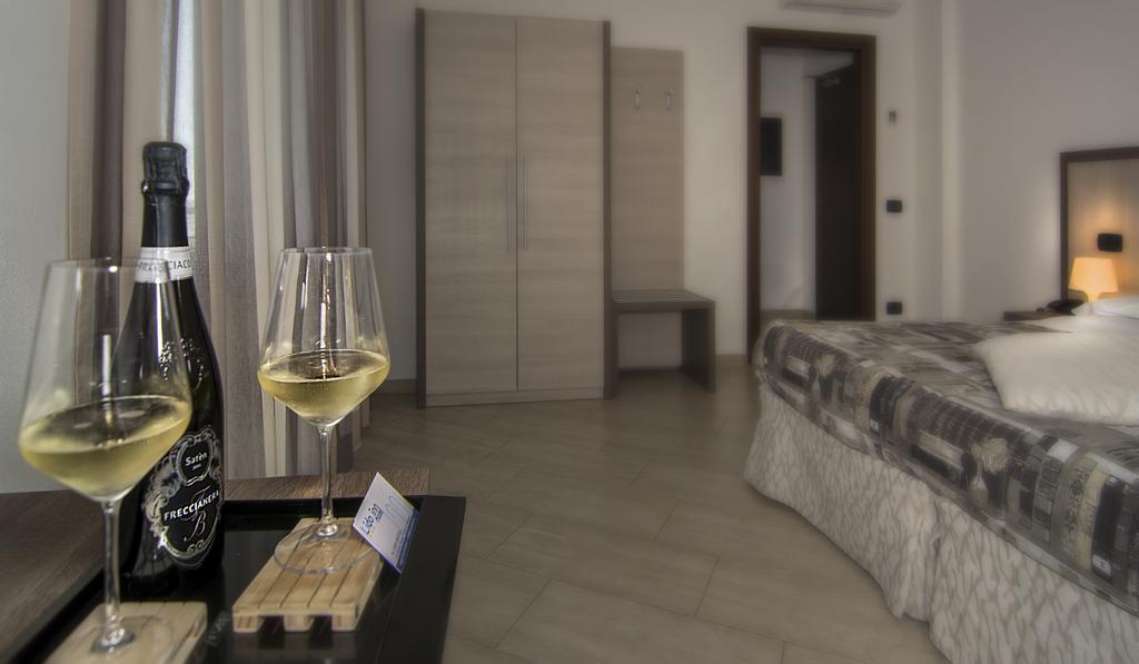 Hotel Lido Inn Lido di Camaiore Kültér fotó